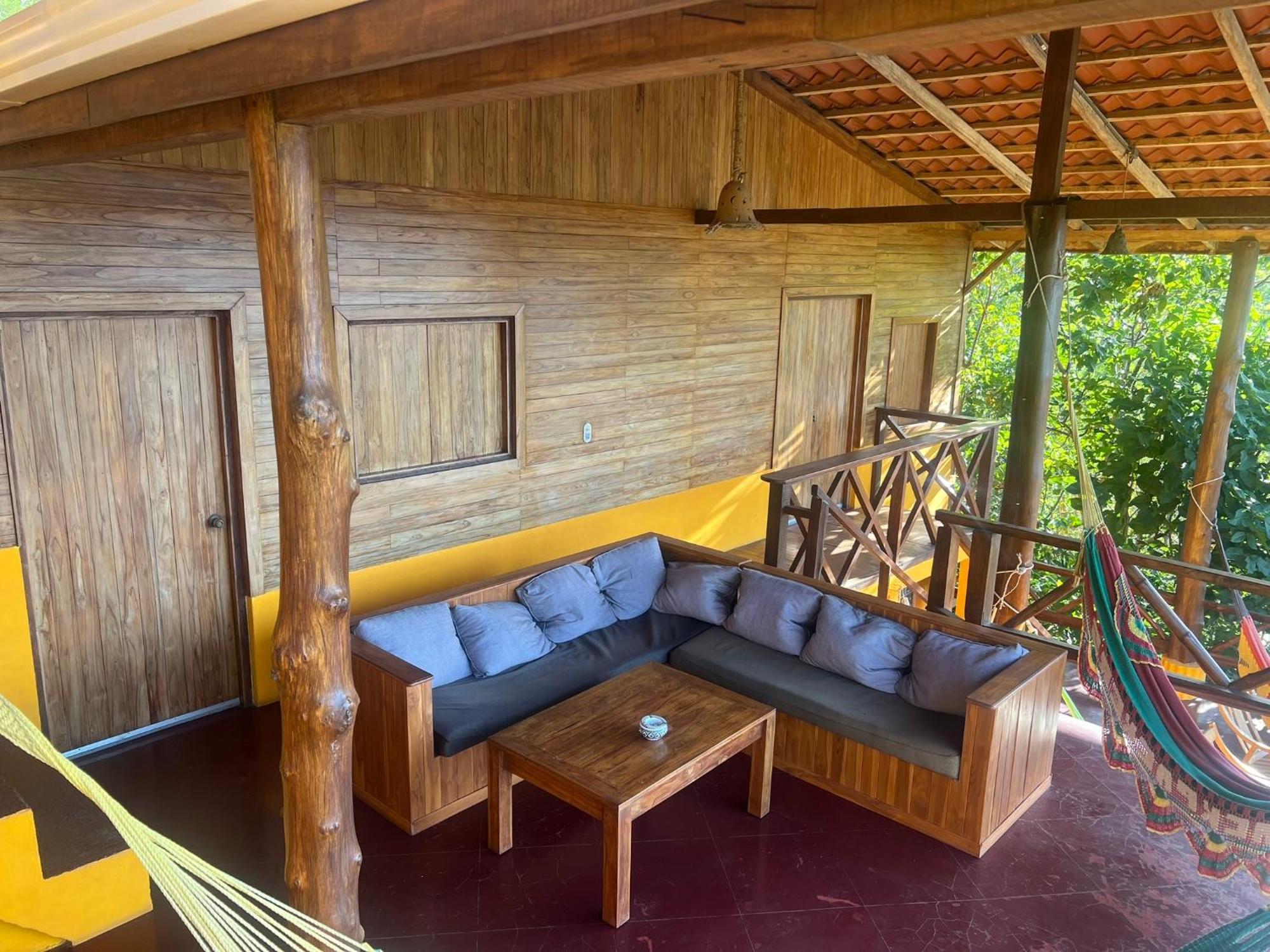 Buena Onda Backpackers Hotel ซานฮวนเดลซูร์ ภายนอก รูปภาพ